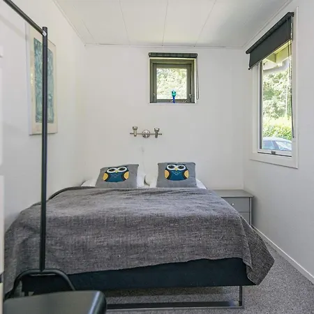 Three-bedroom Holiday In Knebel 26 *