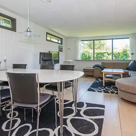 Three-bedroom Holiday In Knebel 26